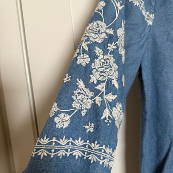 J Jill Denim Chambray Top Womens Sz XL Blue Embroidered Long Sleeve Peasant Boho - Picture 4 of 11